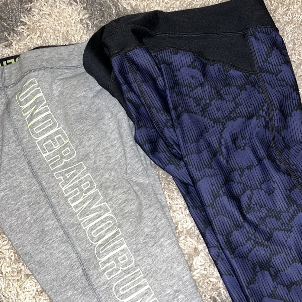 Excellent Condition Bundle Under Armor Leggings S… - image 5